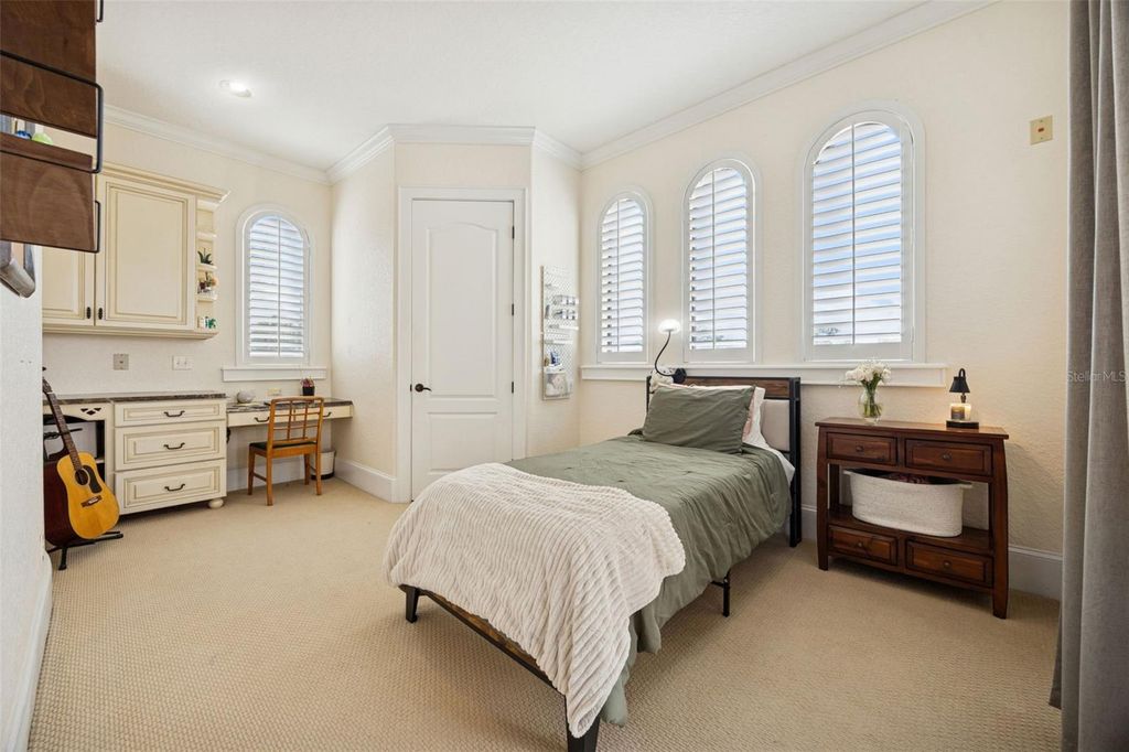 Image 25 of property listing at 2059 WOODLAWN DRIVE, Orlando, FL 32803