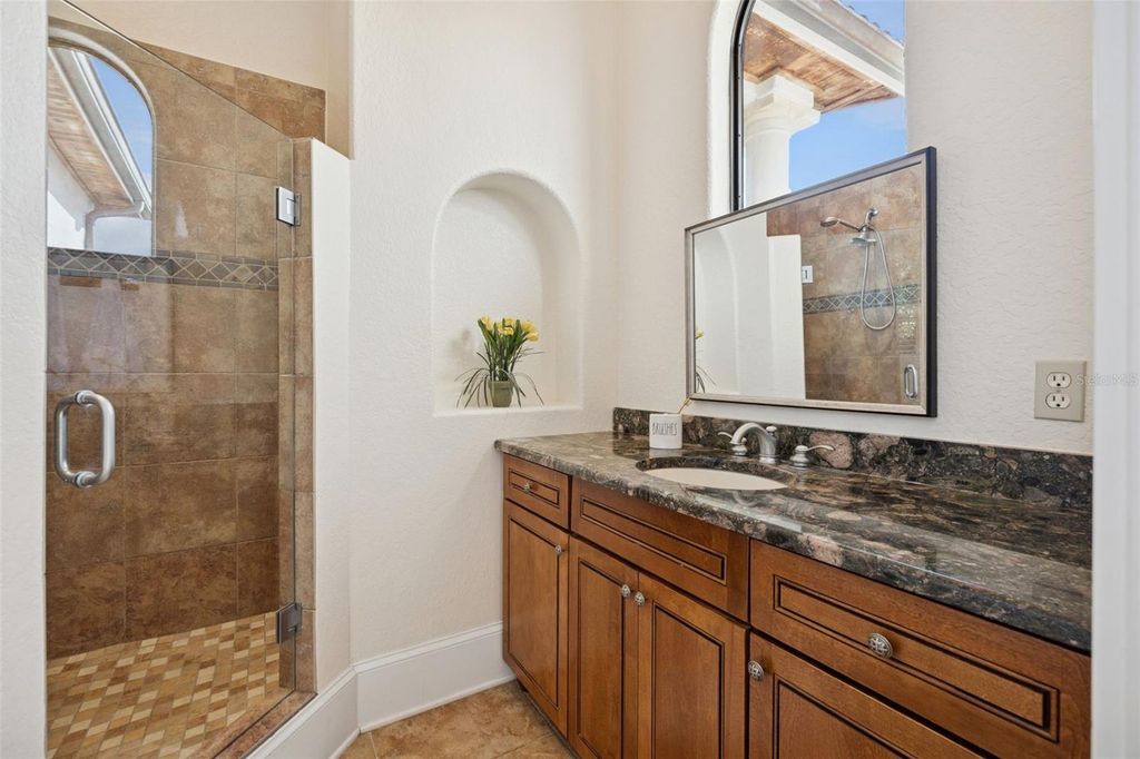 Image 31 of property listing at 2059 WOODLAWN DRIVE, Orlando, FL 32803