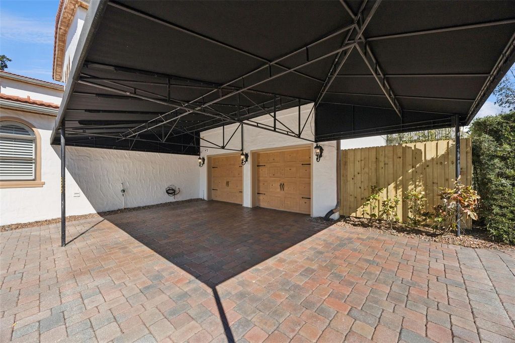 Image 44 of property listing at 2059 WOODLAWN DRIVE, Orlando, FL 32803