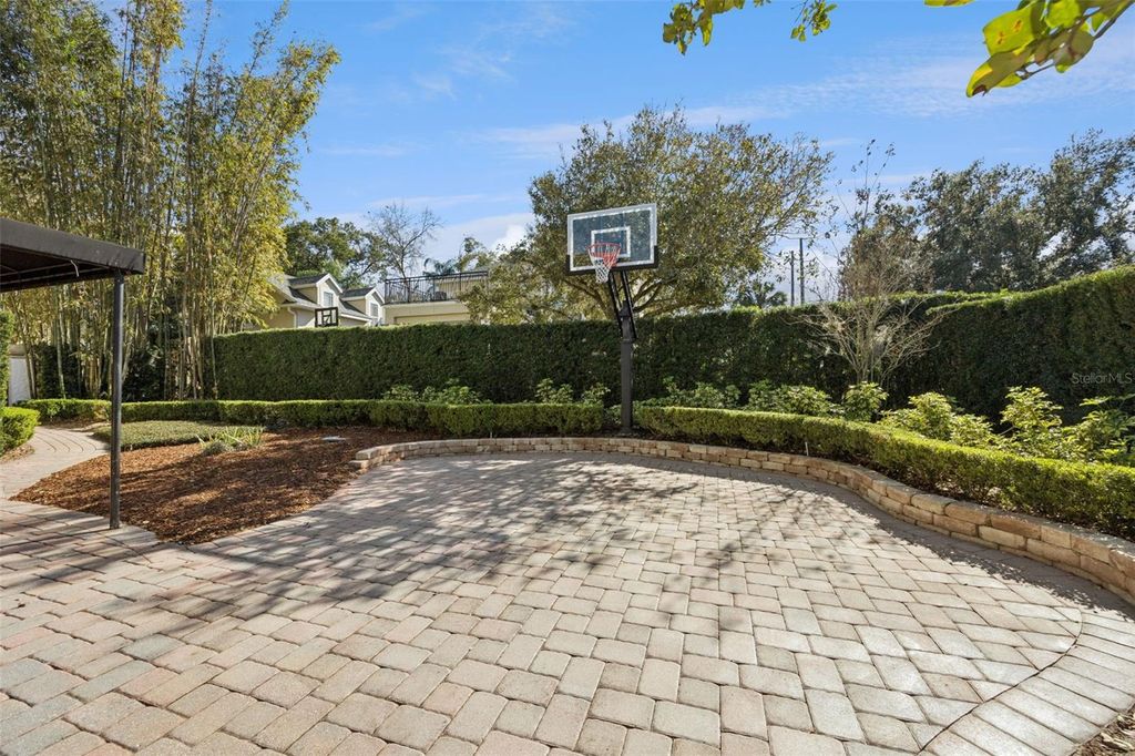 Image 47 of property listing at 2059 WOODLAWN DRIVE, Orlando, FL 32803