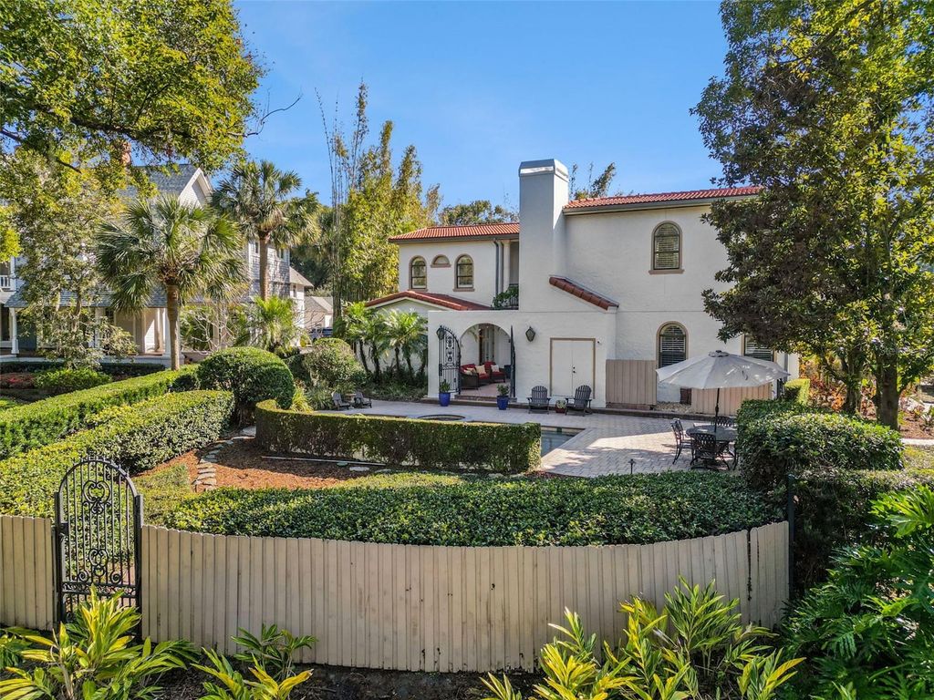 Image 48 of property listing at 2059 WOODLAWN DRIVE, Orlando, FL 32803