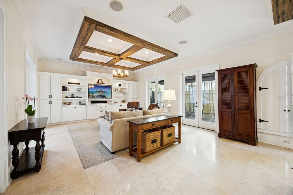 Image 7 of property listing at 2059 WOODLAWN DRIVE, Orlando, FL 32803