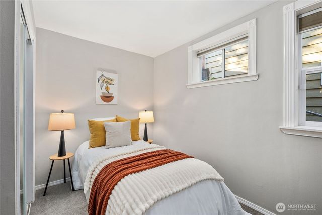 4446 39th Avenue SW, Seattle, WA 98116