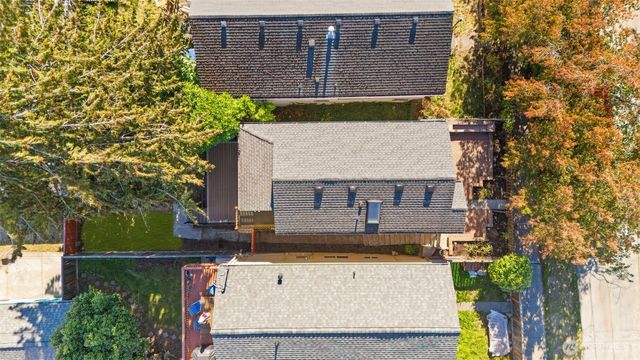 4446 39th Avenue SW, Seattle, WA 98116