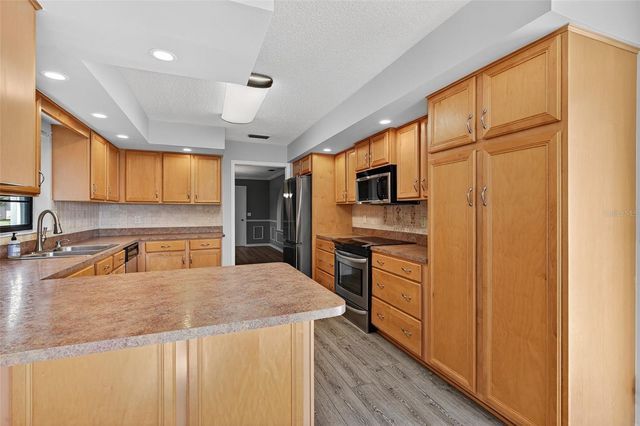 4 CEDAR HOLLOW COURT, Palm Coast, FL 32137