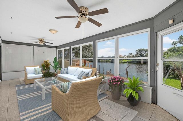 4 CEDAR HOLLOW COURT, Palm Coast, FL 32137