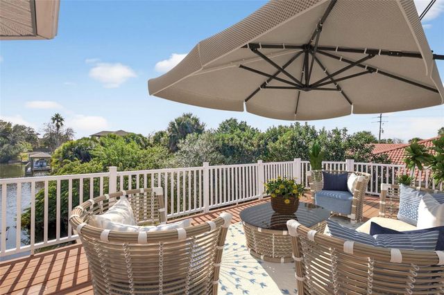 4 CEDAR HOLLOW COURT, Palm Coast, FL 32137