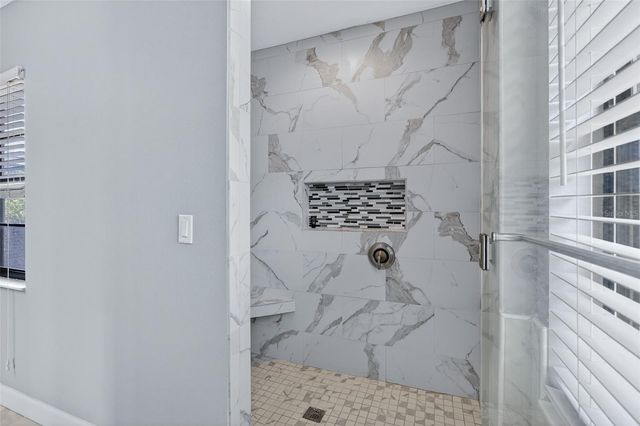 4 CEDAR HOLLOW COURT, Palm Coast, FL 32137