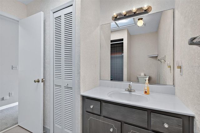 4 CEDAR HOLLOW COURT, Palm Coast, FL 32137