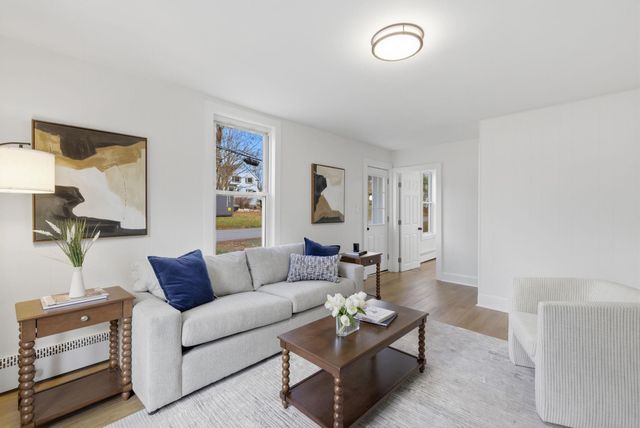 1 Pleasant Street, Merrimack, NH 03054