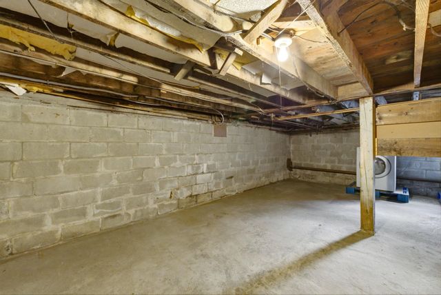 1 Pleasant Street, Merrimack, NH 03054