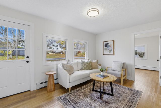 1 Pleasant Street, Merrimack, NH 03054