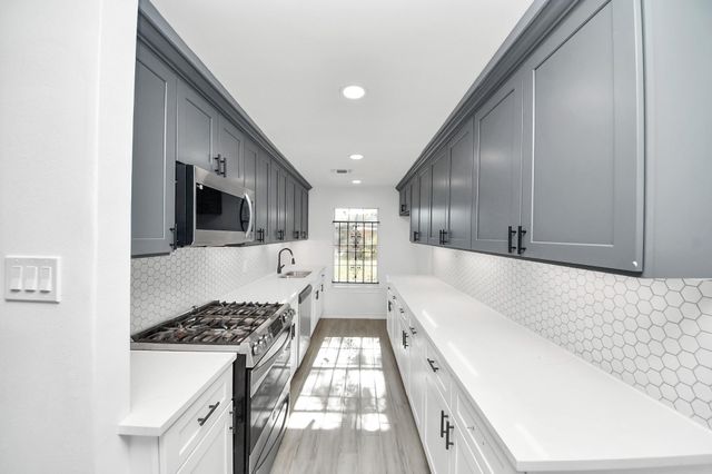 3926 Florinda Street, Houston, TX 77021