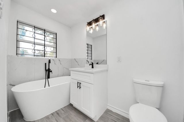 3926 Florinda Street, Houston, TX 77021