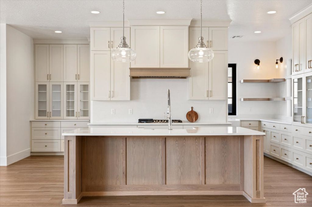 4324 S SECRETARIAT DR, Washington, UT 84780