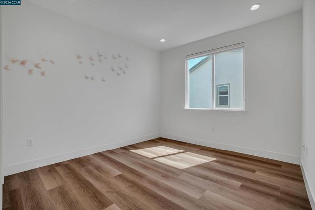 3368 Mulholland Dr, Lathrop, CA 95330