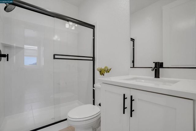 3368 Mulholland Dr, Lathrop, CA 95330