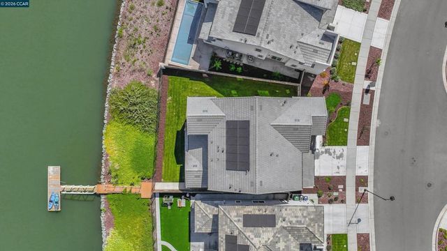 3368 Mulholland Dr, Lathrop, CA 95330
