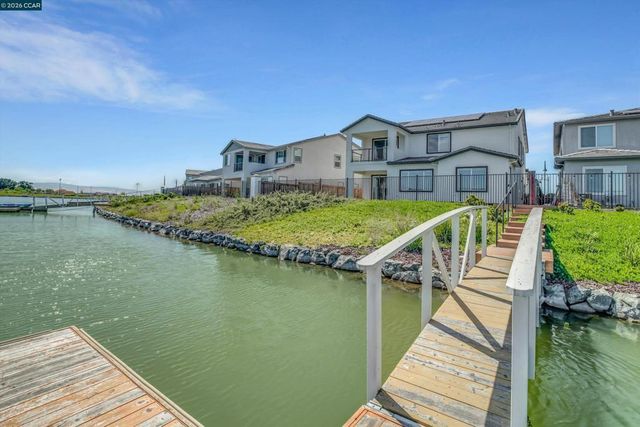3368 Mulholland Dr, Lathrop, CA 95330