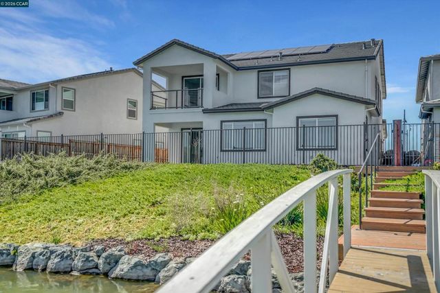 3368 Mulholland Dr, Lathrop, CA 95330