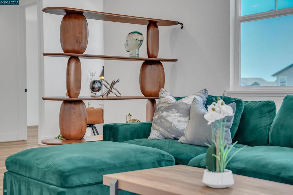 Image 40 of property listing at 3368 Mulholland Dr, Lathrop, CA 95330