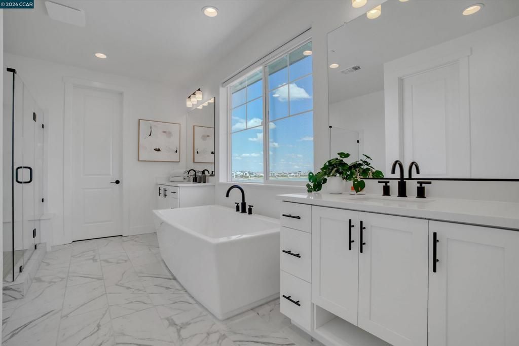 Image 45 of property listing at 3368 Mulholland Dr, Lathrop, CA 95330