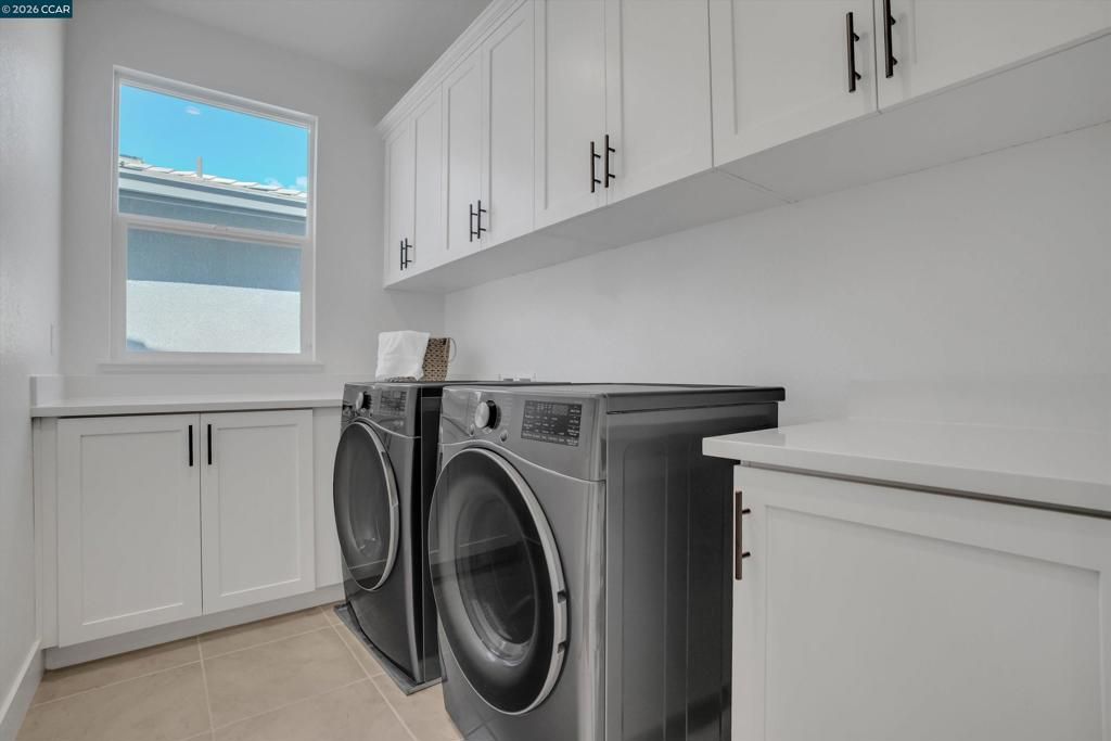 Image 55 of property listing at 3368 Mulholland Dr, Lathrop, CA 95330