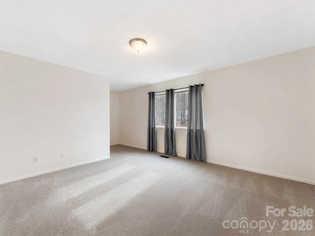 1023 Sardis Cove Drive, Charlotte, NC 28270