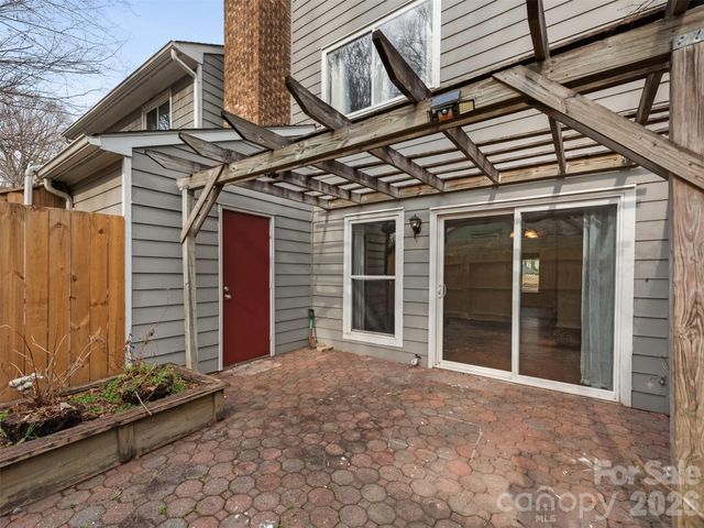 1023 Sardis Cove Drive, Charlotte, NC 28270