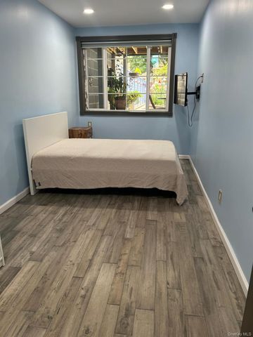 22518 112th Avenue, Queens Village, NY 11429