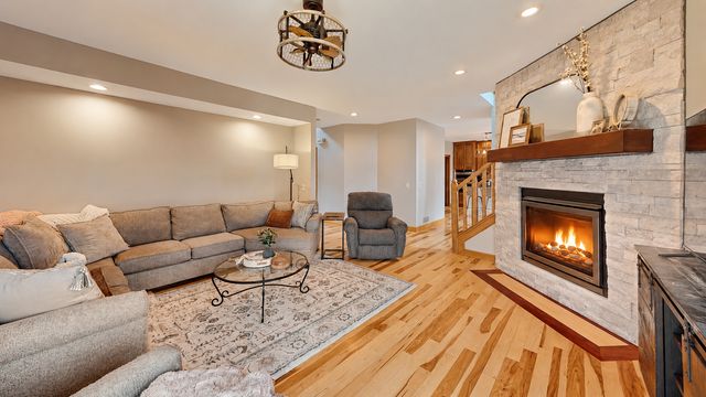 24149 Highview Avenue, Lakeville, MN 55044