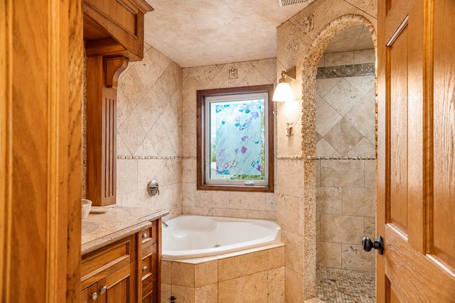 24149 Highview Avenue, Lakeville, MN 55044