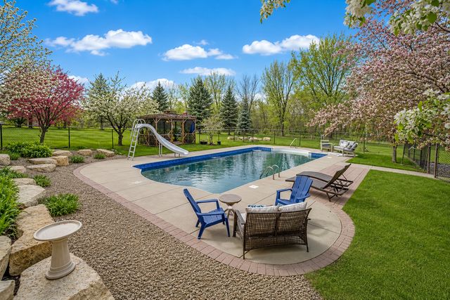 24149 Highview Avenue, Lakeville, MN 55044