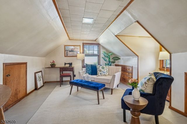 222 N 17th St, Kenilworth Boro, NJ 07033