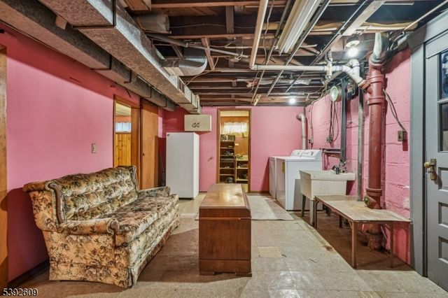 222 N 17th St, Kenilworth Boro, NJ 07033