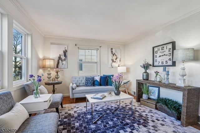 222 N 17th St, Kenilworth Boro, NJ 07033