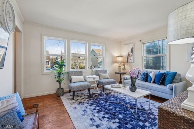 222 N 17th St, Kenilworth Boro, NJ 07033