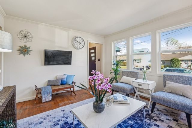 222 N 17th St, Kenilworth Boro, NJ 07033