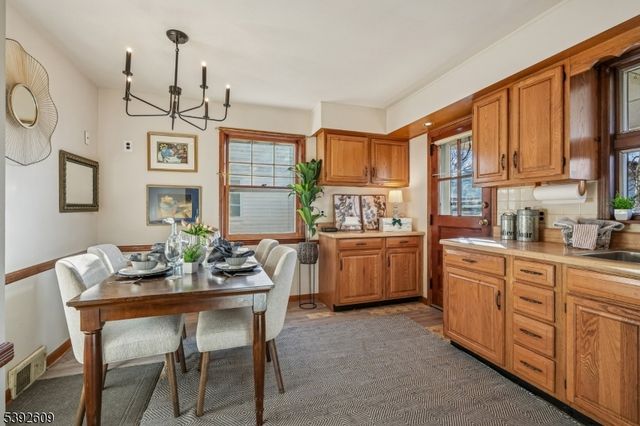 222 N 17th St, Kenilworth Boro, NJ 07033