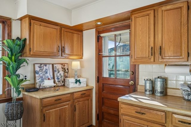 222 N 17th St, Kenilworth Boro, NJ 07033