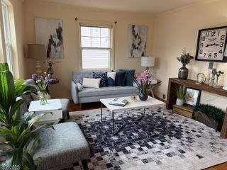 222 N 17th St, Kenilworth Boro, NJ 07033