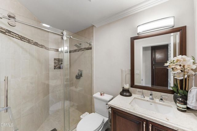 131 Concerto Drive, Oak Park, CA 91377