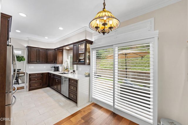 131 Concerto Drive, Oak Park, CA 91377
