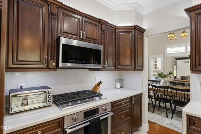 131 Concerto Drive, Oak Park, CA 91377