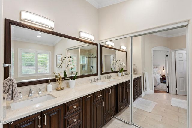 131 Concerto Drive, Oak Park, CA 91377