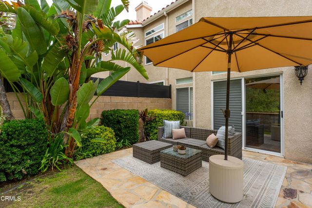 131 Concerto Drive, Oak Park, CA 91377