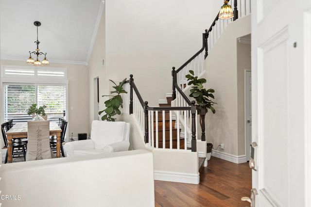131 Concerto Drive, Oak Park, CA 91377