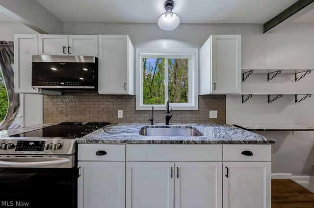 16251 River Street NE, Alliance, OH 44601
