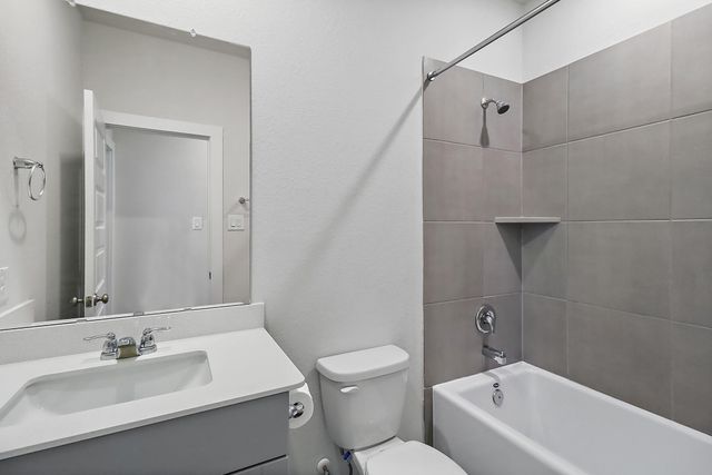 8507 Lake Groove Lane, Baytown, TX 77523