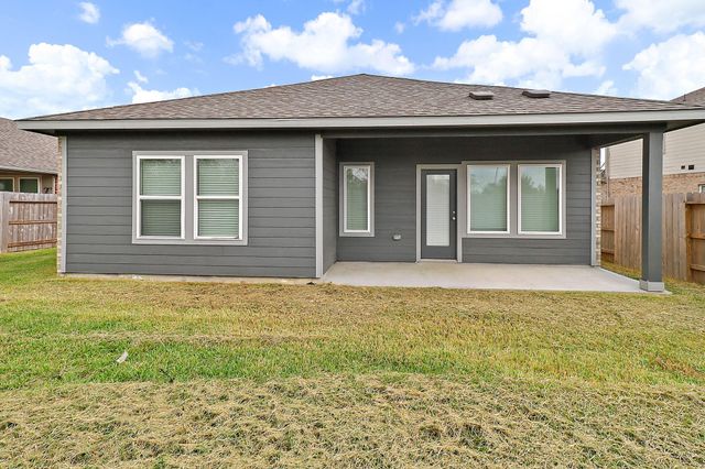 8507 Lake Groove Lane, Baytown, TX 77523